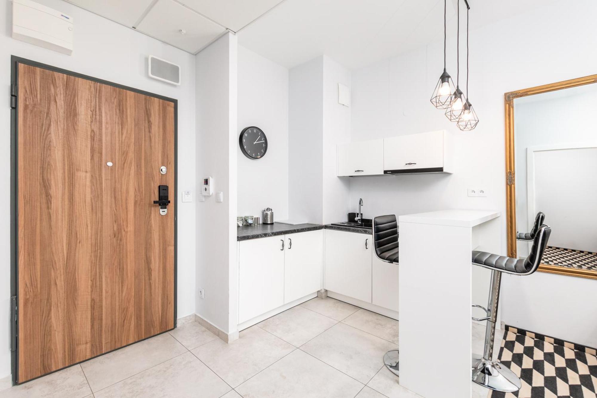 Apartament Prymasa Tysiąclecia 83A  Warszawa Zewnętrze zdjęcie